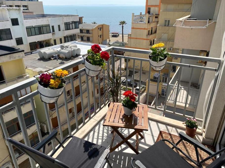 Gold Key Apartments, Durres Beach ภายนอก รูปภาพ
